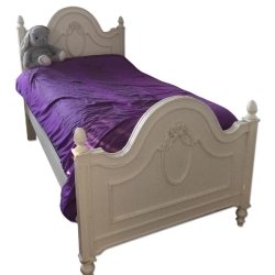 Elegant White Classic Wooden Bed Frame for Bedroom
