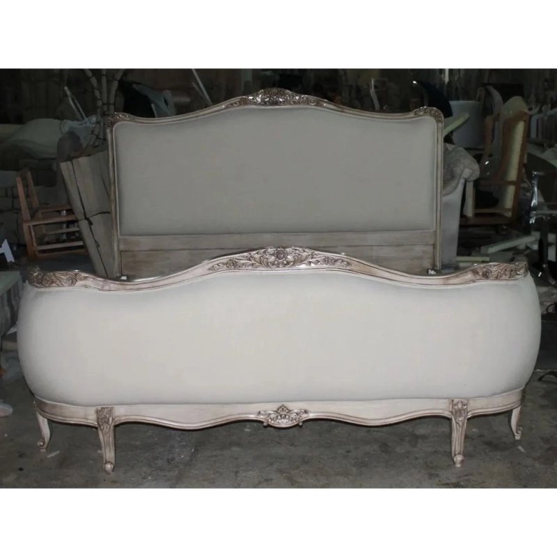 Luxury Classic Carved Wooden Upholstered Bed Frame Luxury Classic Carved Wooden Upholstered Bed Frame