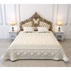 Luxurious Classic Carved Wood Bed Frame Tufted Headboard