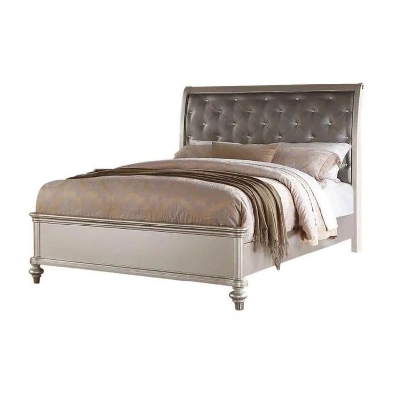 Elegant Silver Tufted Upholstered Queen Sleigh Bed Elegant Silver Tufted Upholstered Queen Sleigh Bed