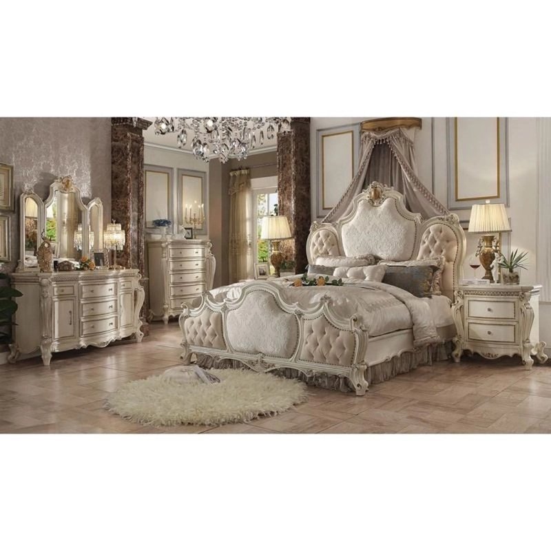 Luxury Classic Carved Wood Bed with Upholstered Headboard and Footboard Luxury Classic Carved Wood Bed with Upholstered Headboard and Footboard